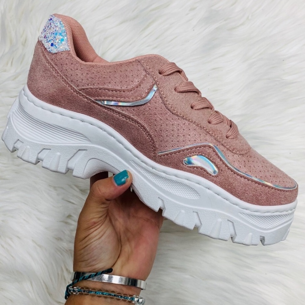 Blush Suede Chunky Sneaker👟 - Picture 2 of 3